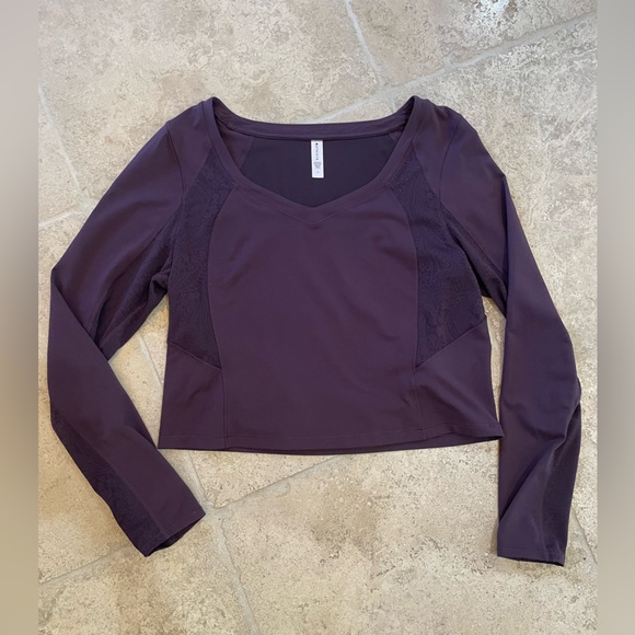Athleta Shanti Lace Cropped Long Sleeve top size 1X - Picture 4 of 10